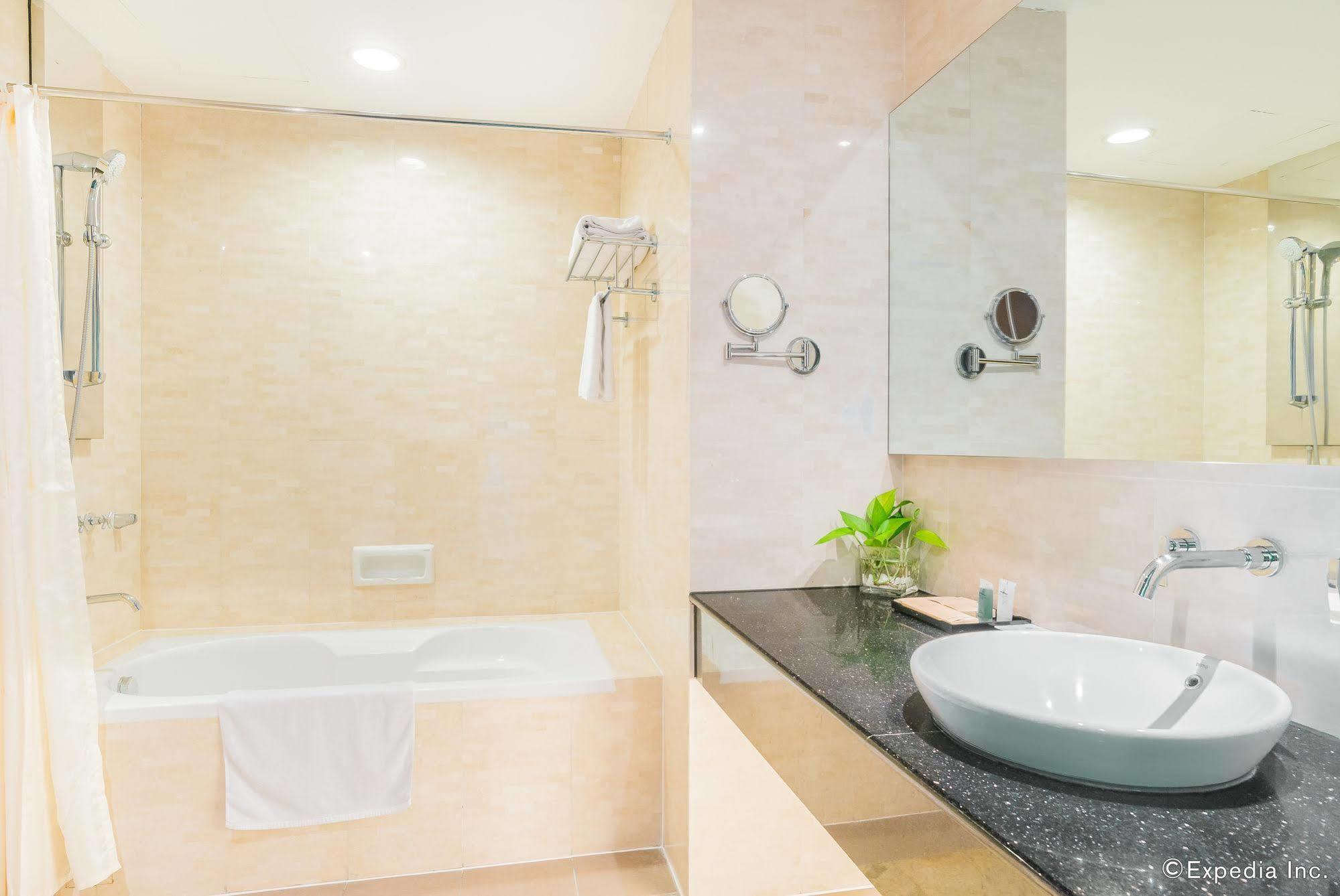The Club & Residences Hotel Hanoi